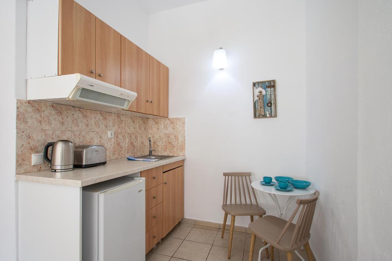 Angelos Studios Vromolimnos Zimmer foto