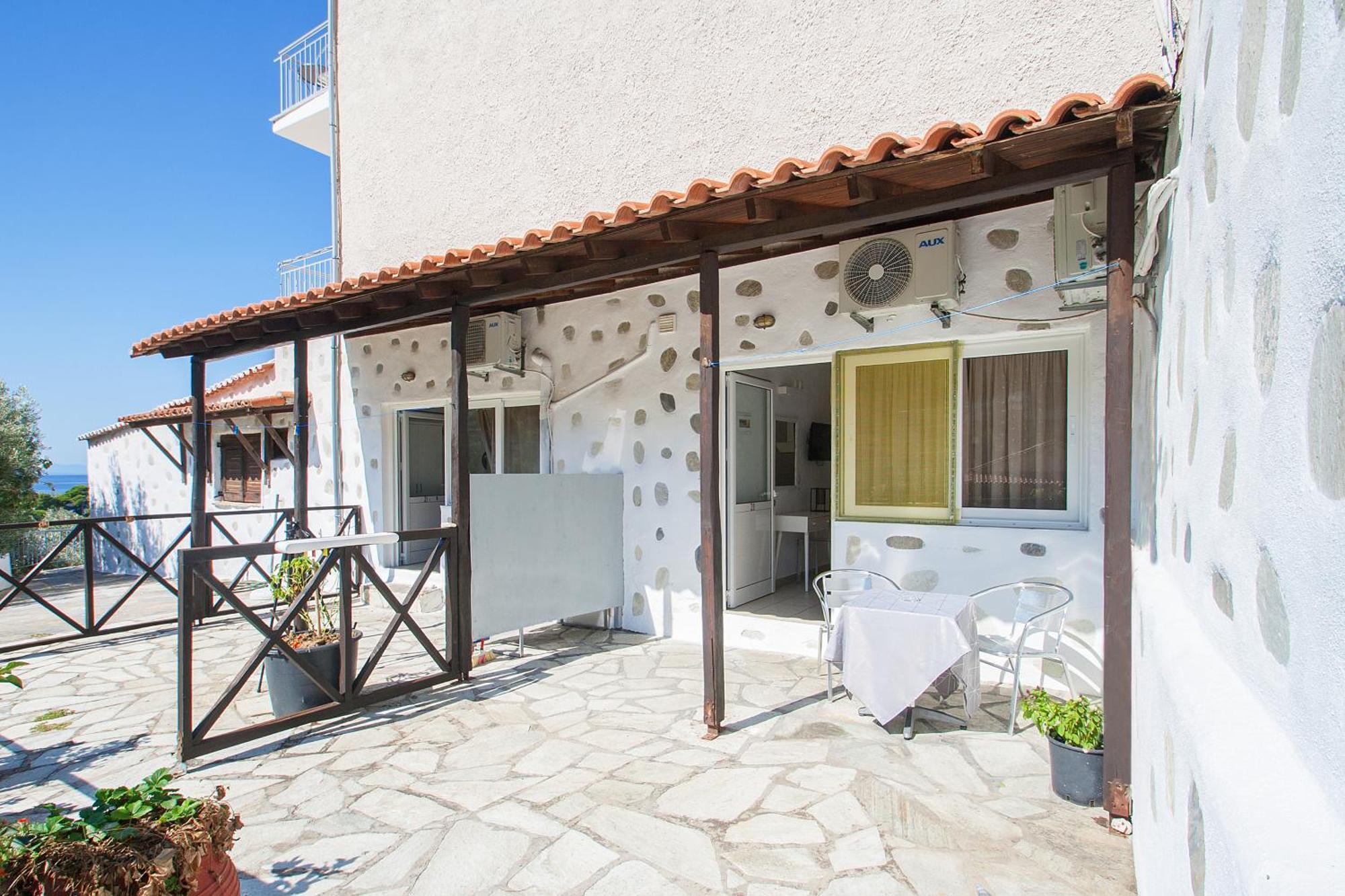 Angelos Studios Vromolimnos Zimmer foto
